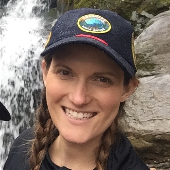 Meet your Posher, Julie - Picture 2 of 2